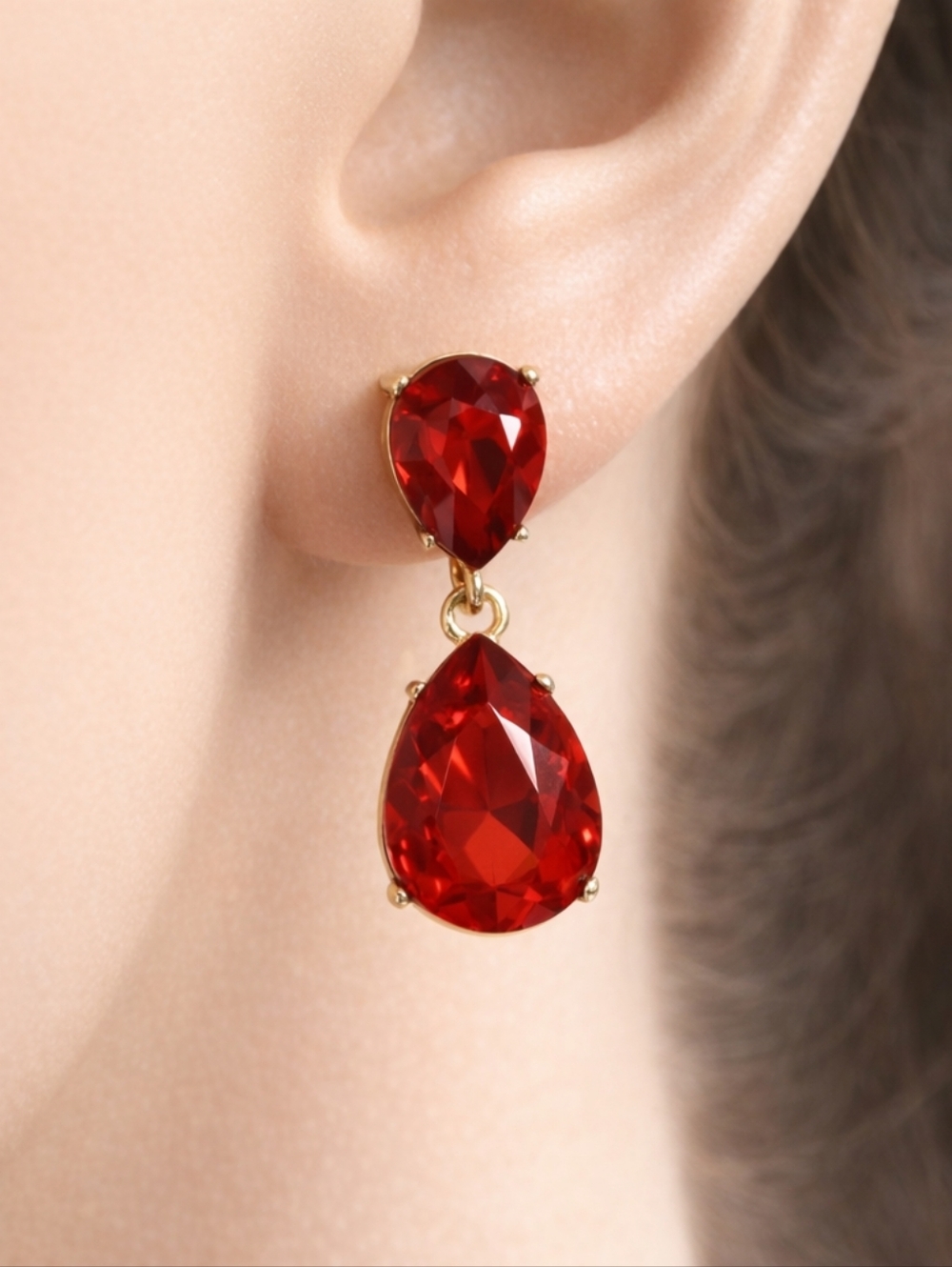 Elegant Gold tone Red Stone Crystal Drop Earrings - Women's Fashion Jewelry